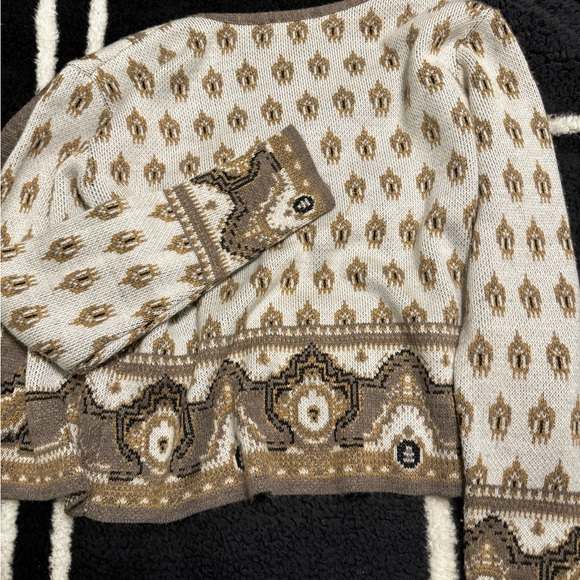 Cardigan - Picture 4 of 5